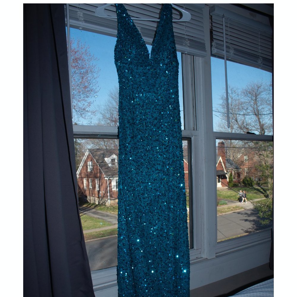 Blue sparkly prom dress